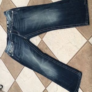 Miss me capris size 31